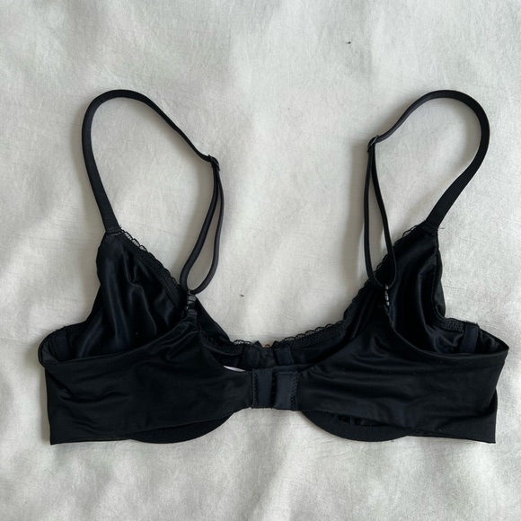 Victorias Secret Bra - Picture 2 of 3